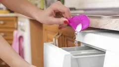 洗濯時の洗剤の効果を高める方法：お金と時間を節約しましょう。