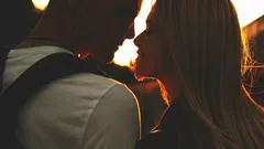 心理学によれば、人は一生のうち、実際に何回恋に落ちるのでしょうか？