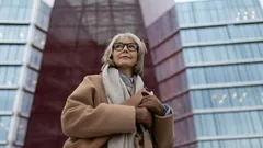 60代の方へのファッションアドバイス：色とシルエットで若々しく見せる方法